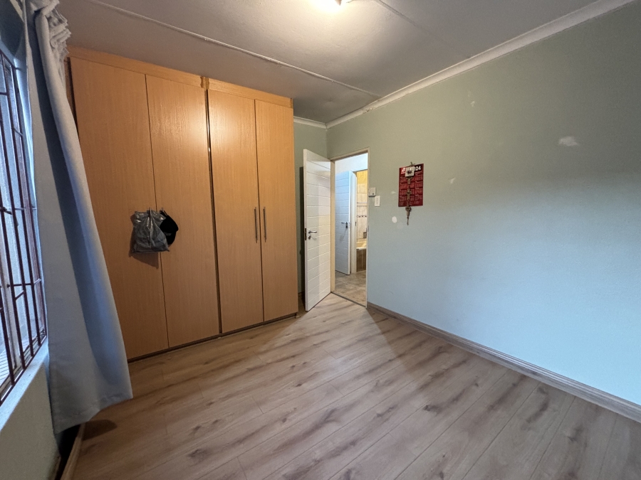 To Let 3 Bedroom Property for Rent in Tlhabane West North West